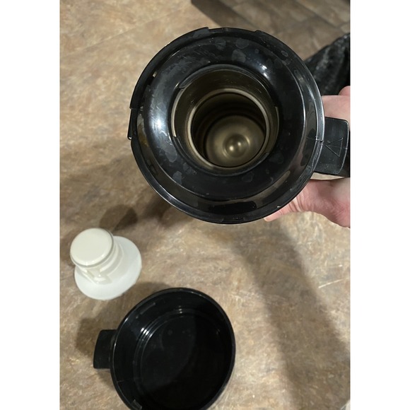 Vintage Tiger Sahara Pal Stainless Steel Vacuum Bottle NWC-1400 Capacity 1.39L - Picture 5 of 6